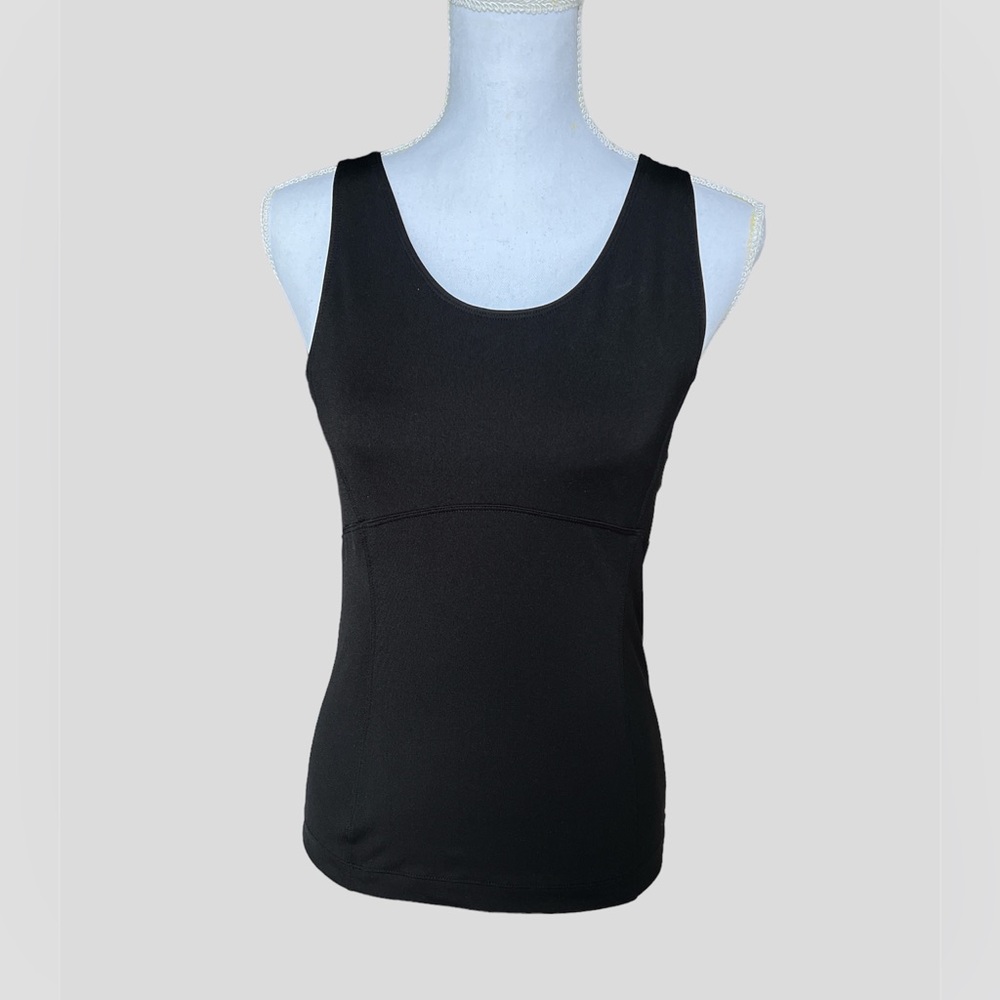 Gapbody black exercise shirt with built-in shelf bra